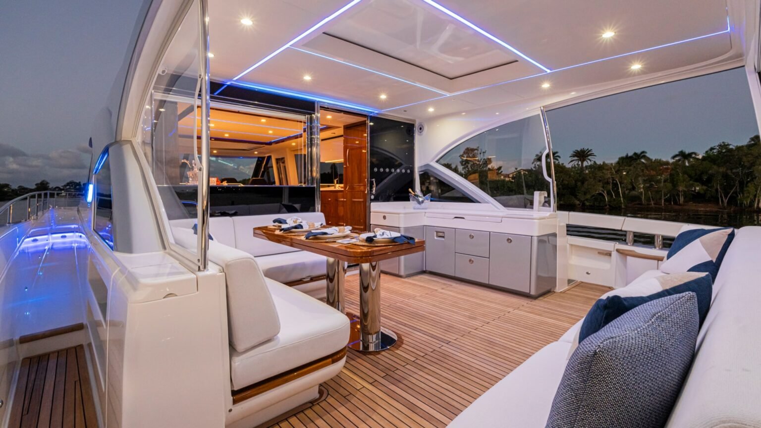Redefining Luxury: Introducing the Riviera 6800 Sport Yacht Platinum ...
